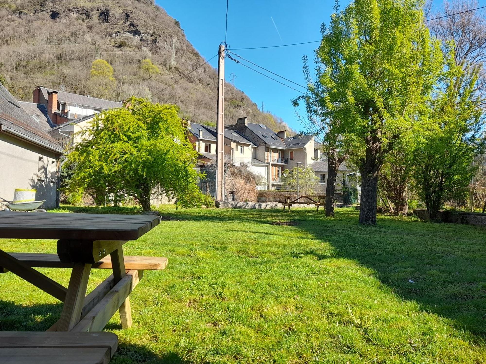 Bagnères-de-LuchonT3 Neuf 65M2 5 Personnes Avec Jardin Au Calme, Menage Inclus, Local Veloアパートメント エクステリア 写真